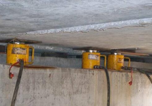 ֧D(zhun)c(din){(dio)